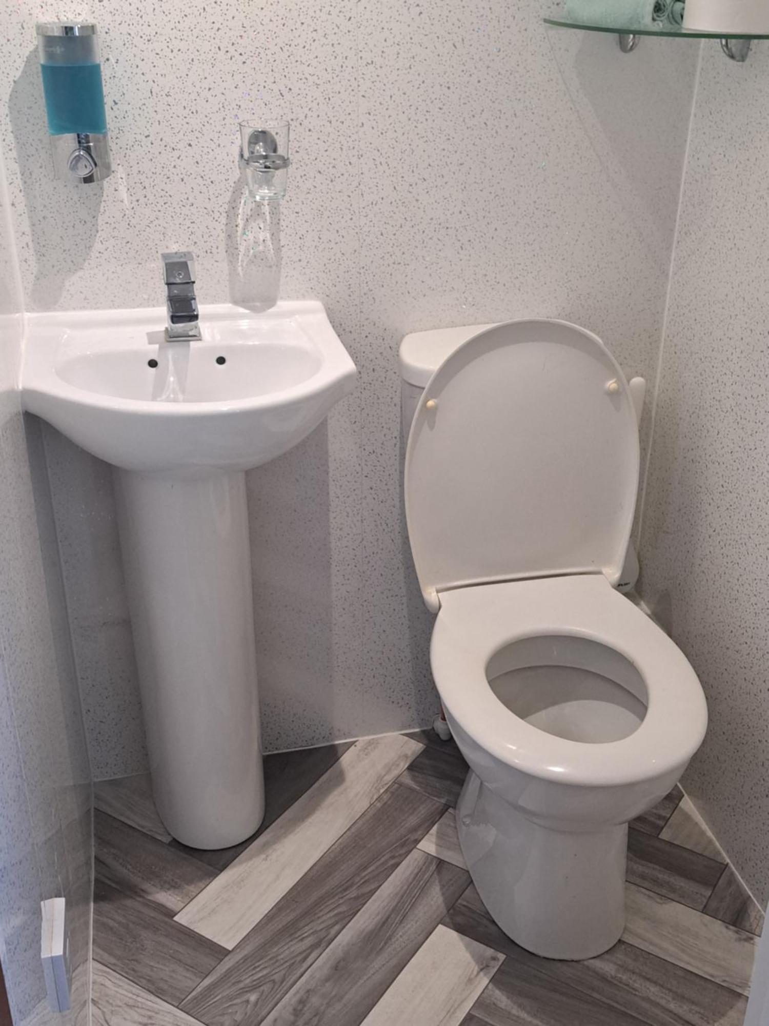 No 27 Bed & Breakfast Инвернес Екстериор снимка